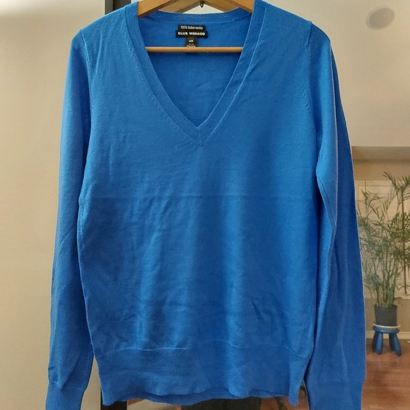 Club Monaco 100% merino wool sweater - Picture 3 of 3